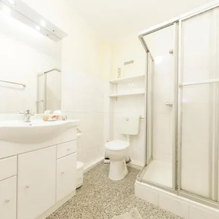 Marbijes Appartementhaus בית נופש *