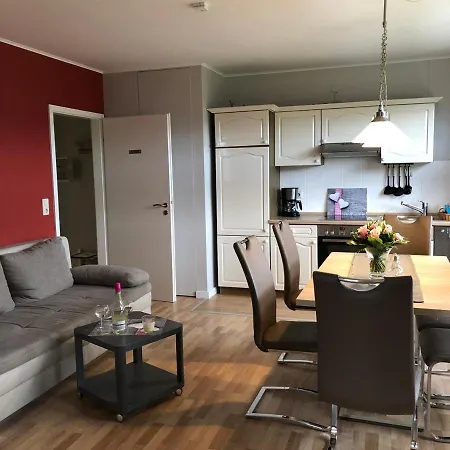 Marbijes Appartementhaus بيت للعطل *